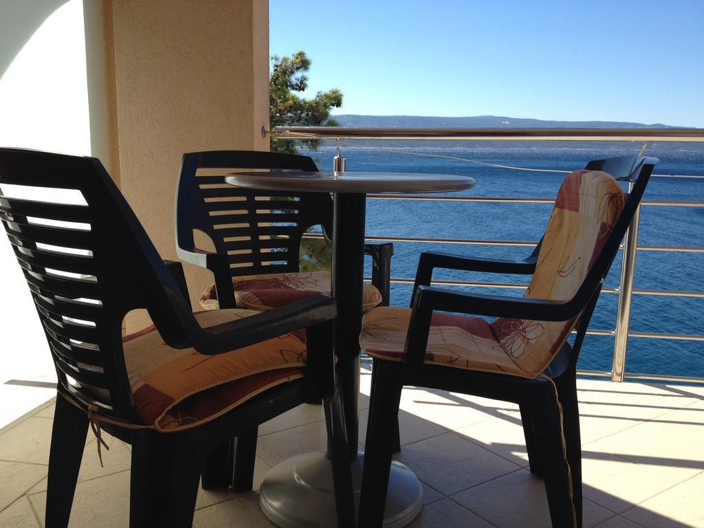 Apartments Villa Amalia Omis Bilik gambar