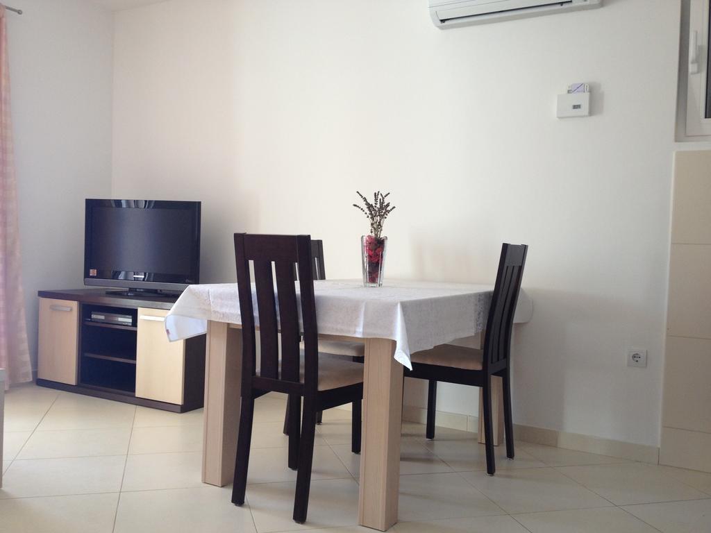 Apartments Villa Amalia Omis Luaran gambar