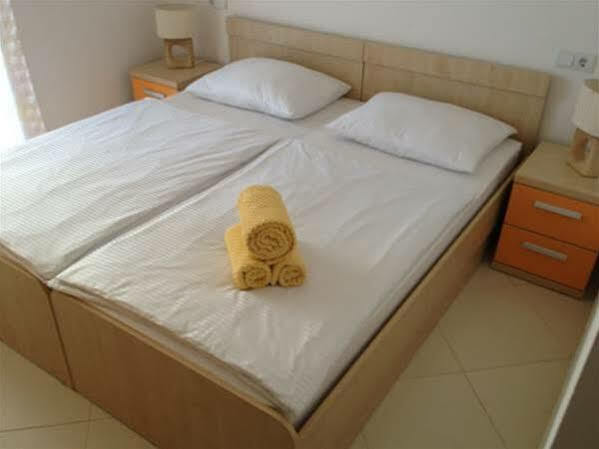 Apartments Villa Amalia Omis Luaran gambar